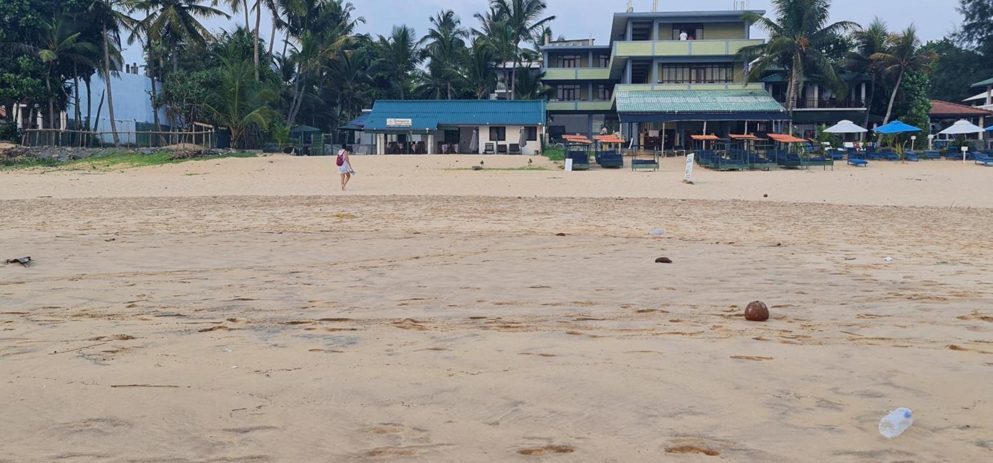 Thiranagama Beach Hotel Hikkaduwa Exterior photo